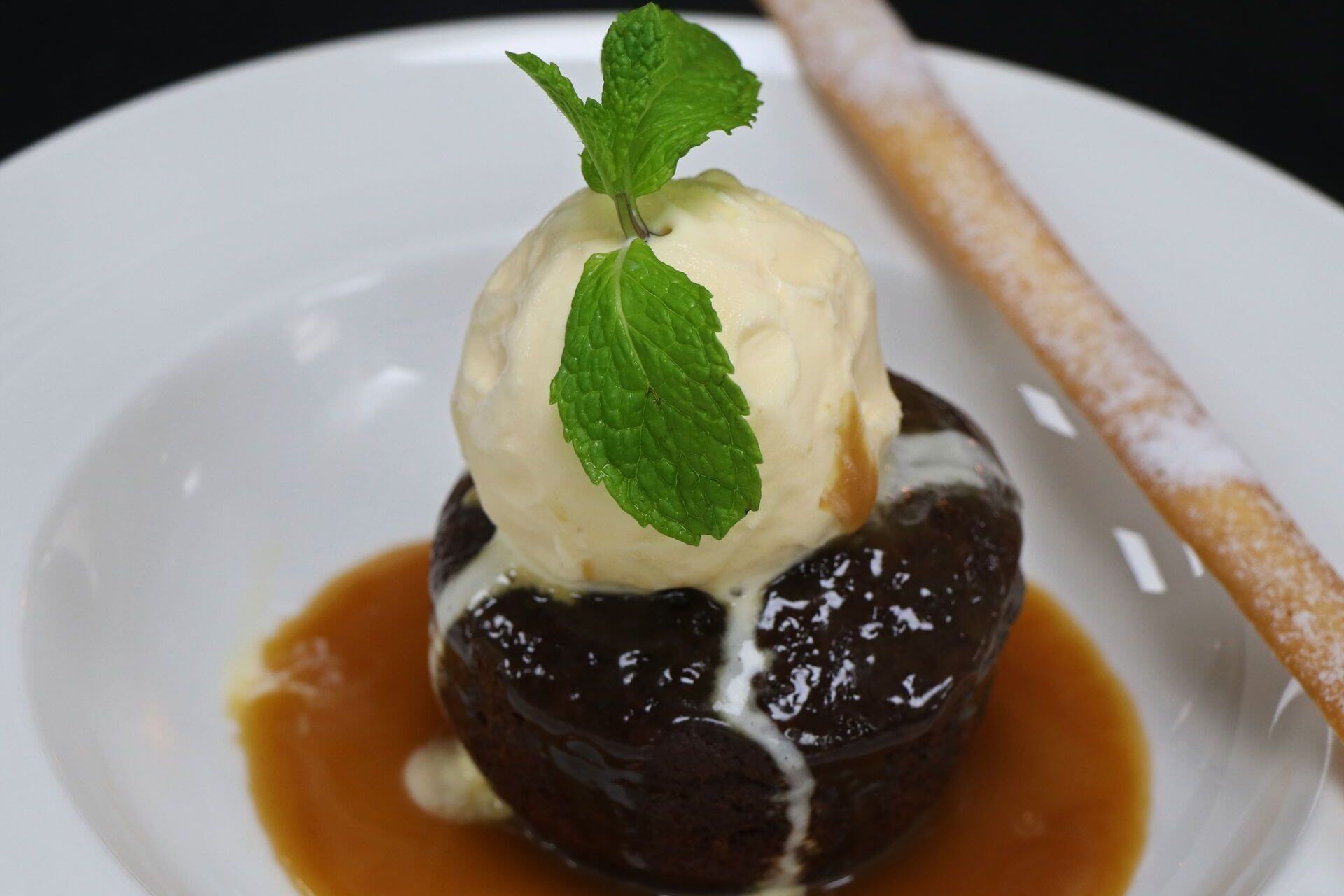sticky toffee pudding london uk foodies