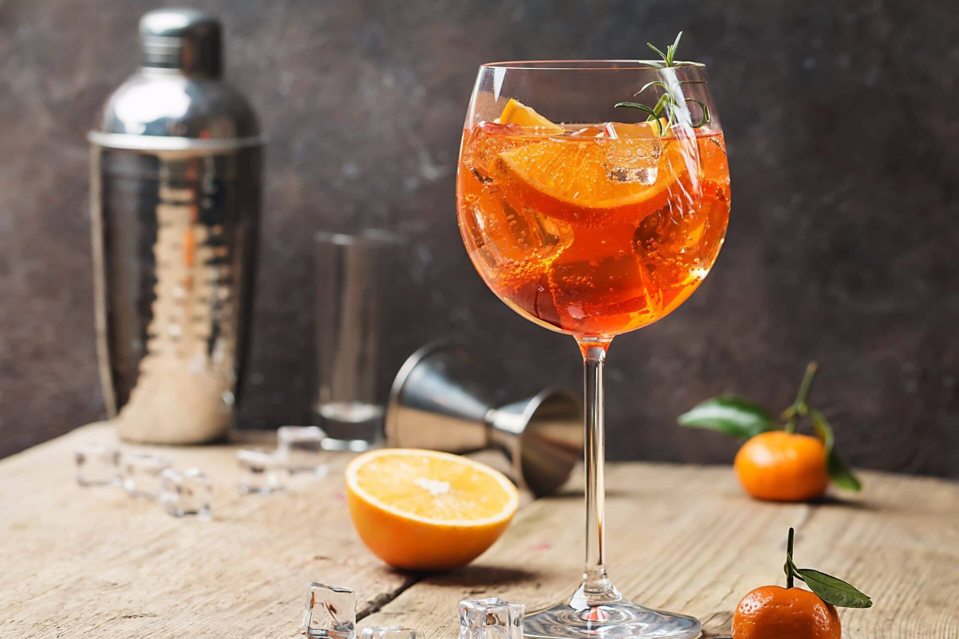 aperol spritz cocktail rome italy drinks