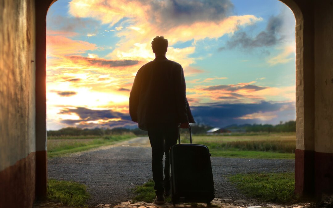 How to Pack for Different Climates When Traveling